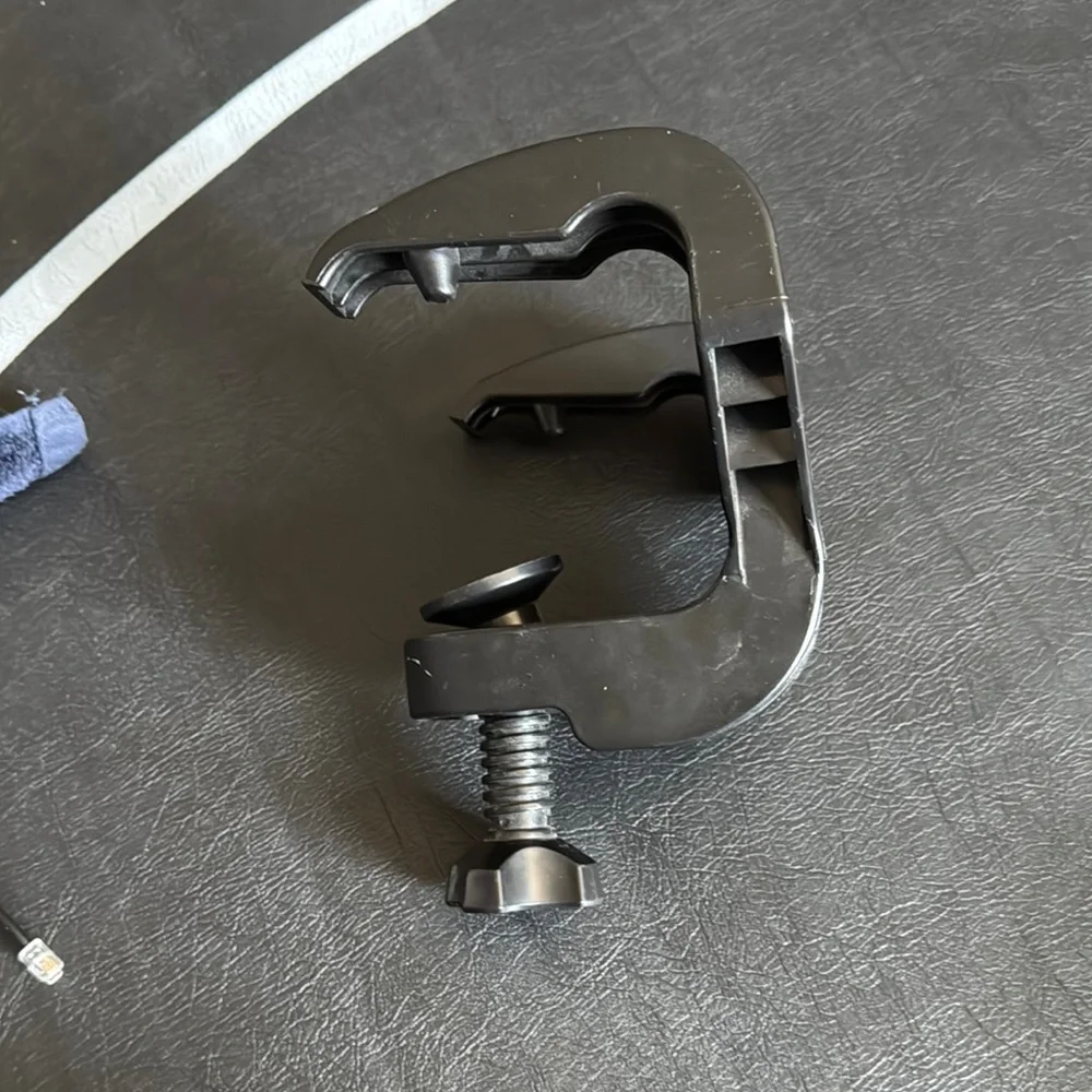 PXN steering wheel grip/anti mover for Xbox Pc or PlayStation - Picture 2 of 5